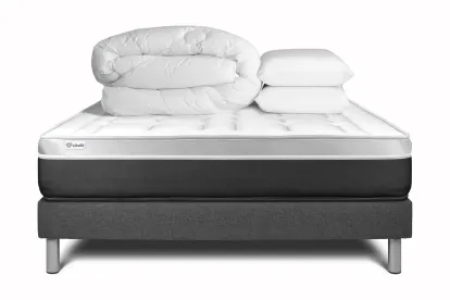 Pack lit complet 200x200 cm - Matelas + Sommier Gris (en kit) + 2 oreillers + Couette - Vital Soft