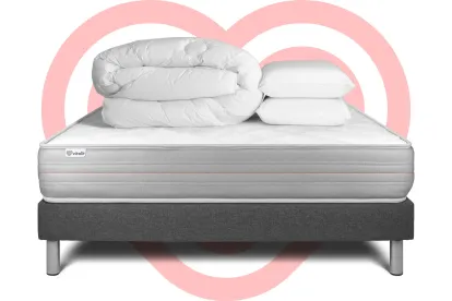 Pack lit complet 160x200 cm - Matelas + Sommier Gris (en kit) + 2 oreillers + Couette - Vitalmemo