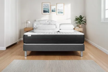 Pack lit complet 200x200 cm - Matelas + Sommier Gris (en kit) + 2 oreillers + Couette - Vitalspring