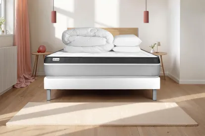 Pack lit complet 180x200 cm - Matelas + Sommier Blanc (en kit) + 2 oreillers + Couette - Vital Ergo