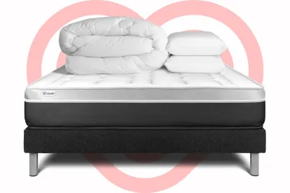 Pack lit complet 200x200 cm - Matelas + Sommier Noir (en kit) + 2 oreillers + Couette - Vital Soft