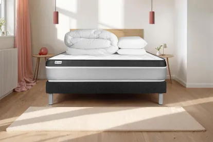 Pack lit complet 160x200 cm - Matelas + Sommier Noir (en kit) + 2 oreillers + Couette - Vital Ergo